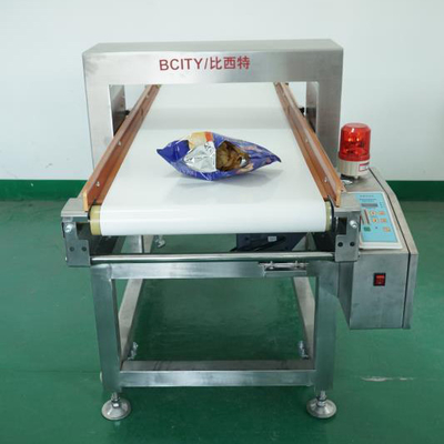 Easy Operation Aluminum Foil Wrapping Conveyor Belt Tunnel Automatic Snacks Metal Detector